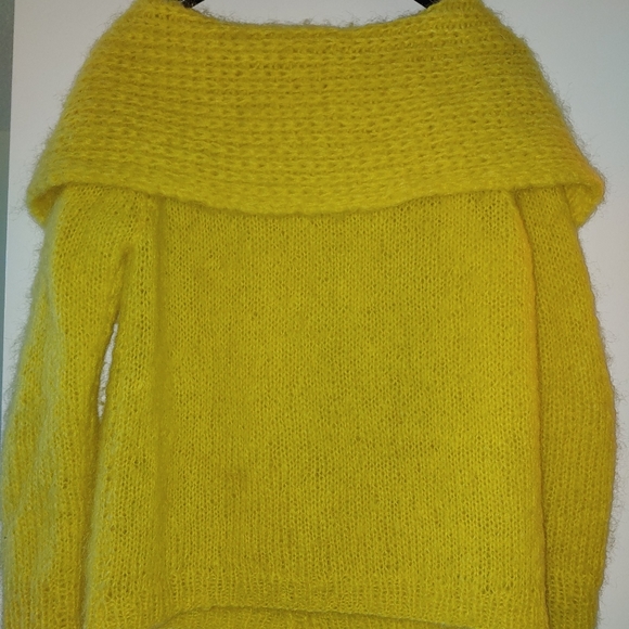 Vintage La parisienne Mohair Sweater Capri Italy. - Picture 6 of 9